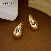 18K Gold Drop Earrings for Women | Luxury Engagement Jewelry