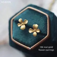 18K Flower Stud Earrings for Women | Luxury Gold Jewelry Design